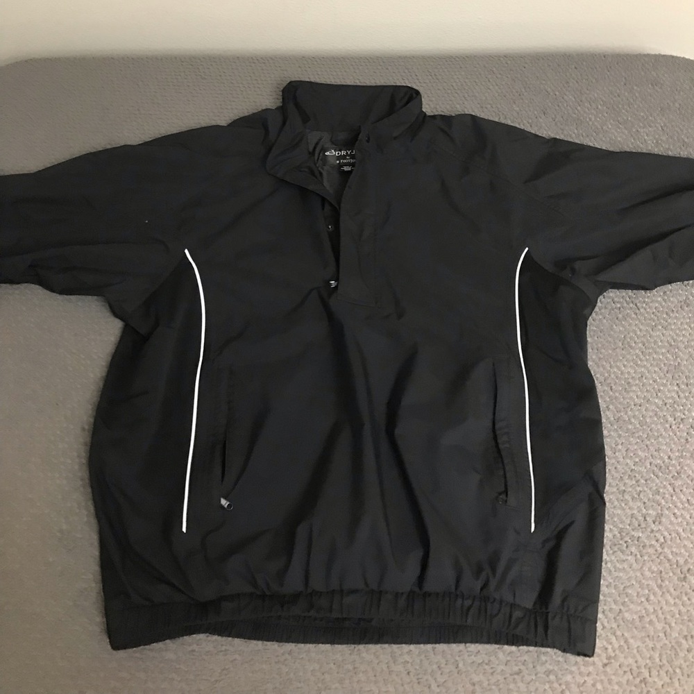 Footjoy dryjoy short sleeve pull over.